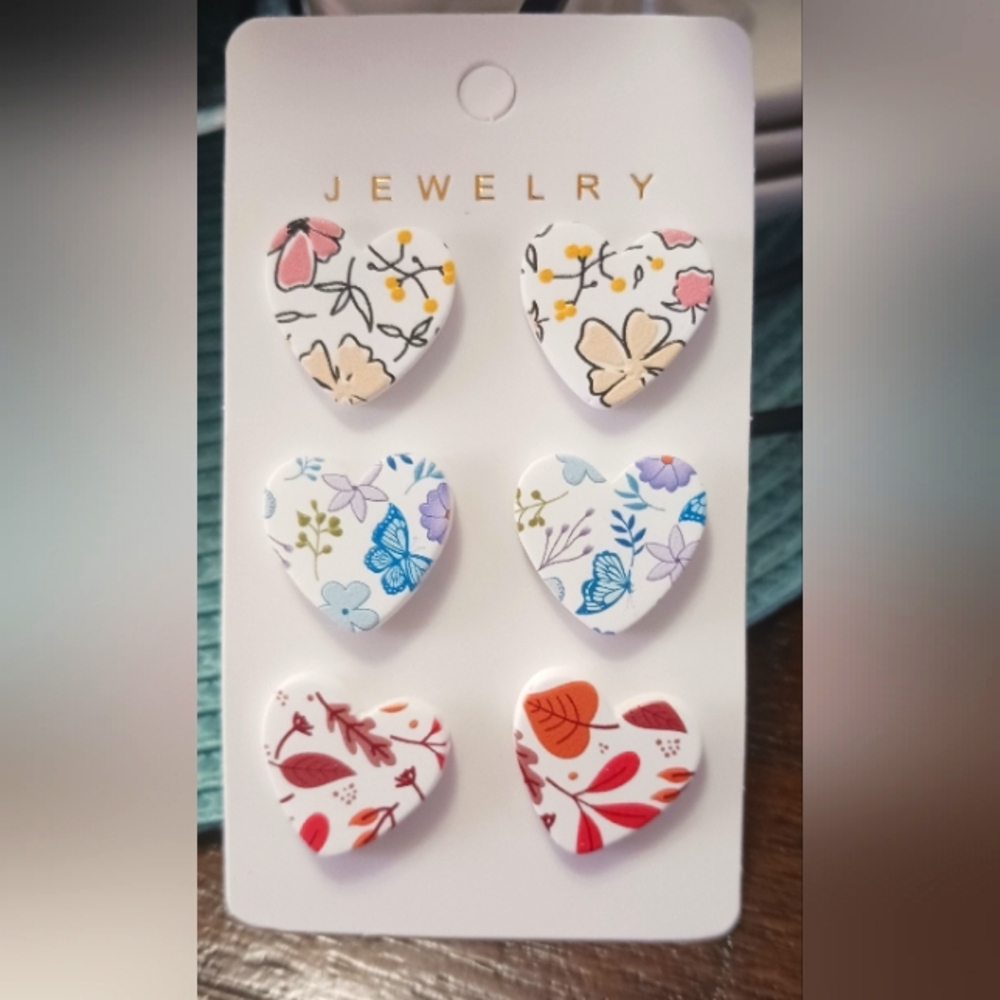 Heart Shaped Acrylic Postback Earrings! Pack of 3 Pairs! NIP! 🤎🍂💙🦋💛💐